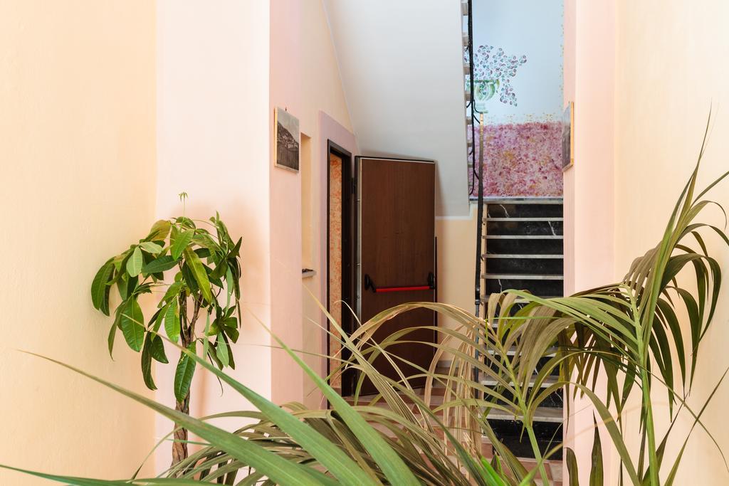 La Mezzanella Guesthouse بورتو توريس المظهر الخارجي الصورة
